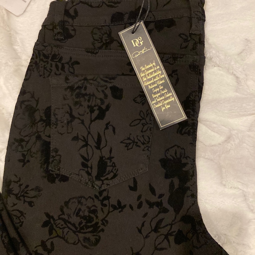 Pants - Picture 4 of 4